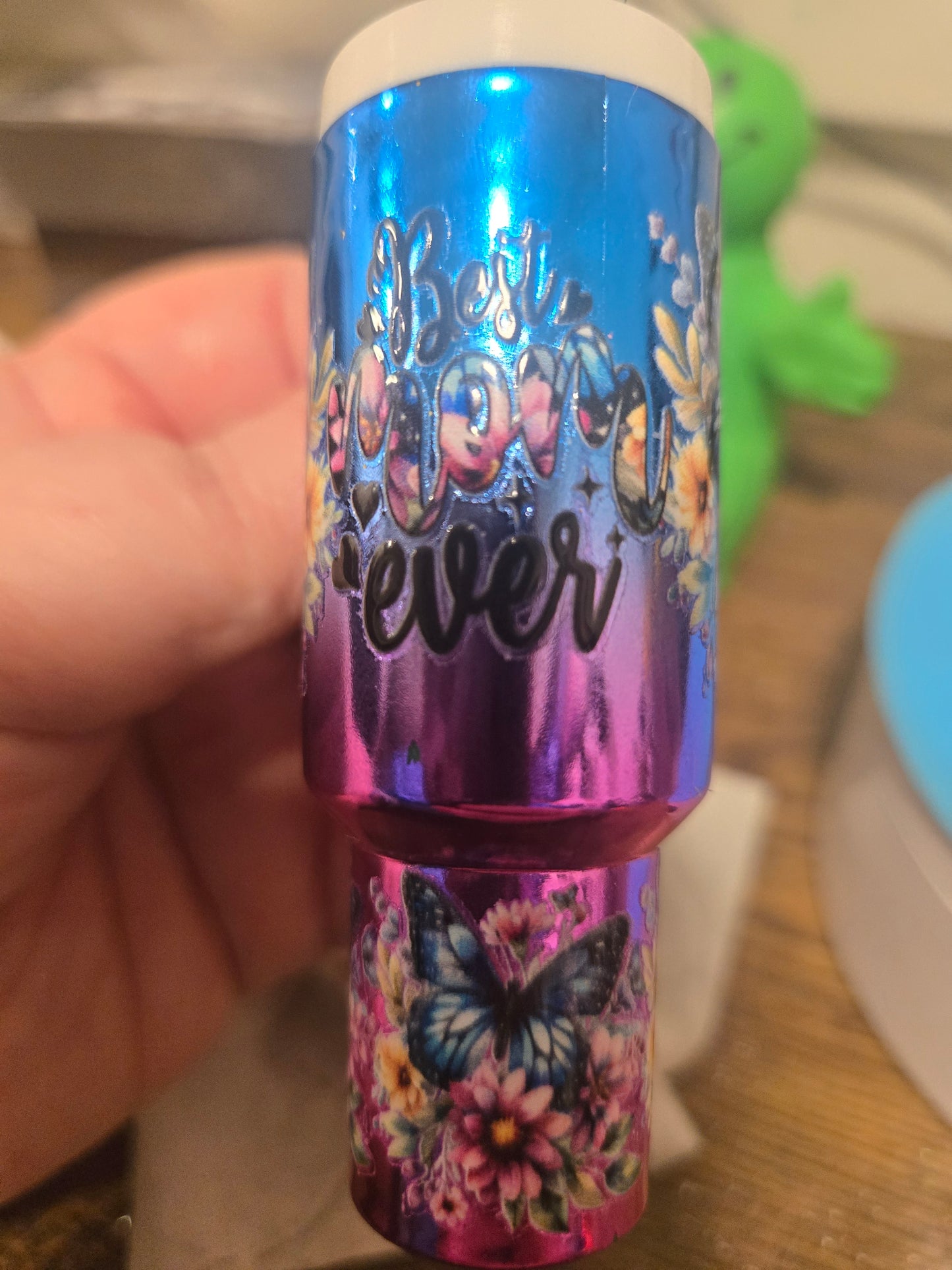 A mini tumbler keychain